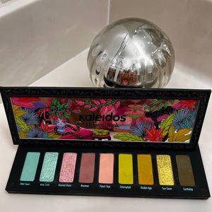 🫧✨🪐🌸 SOLD OUT Kaleidos Flower Punk Palette- used like new 🫧✨🪐🌸